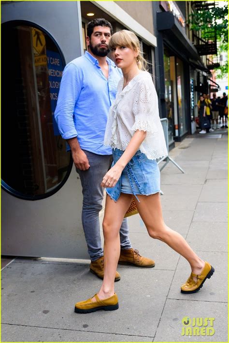 Taylor Swift Spotted At Recording Studio In New York After Adding Even