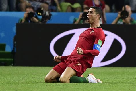 Portugal Vs Spain Fifa World Cup 2018 Ronaldo Scores Hat Trick In Six Goal Thriller As It