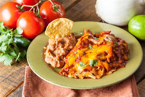 Cook gently, stirring, until sauce comes to the boil and thickens. Slow-Cooker Chicken Enchilada Casserole - Steward Health Care