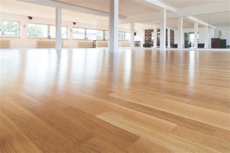 Smart Flex Engineered Wood Sprung Dance Flooring Gym Floors