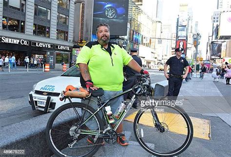 Fat Guy Across America Arrives In New York City Photos And Premium High