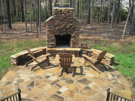 As fire pits have the power to change the whole look of the house, it becomes necessary to choose the perfect one. Outdoor Chimney Fire Pit | FIREPLACE DESIGN IDEAS
