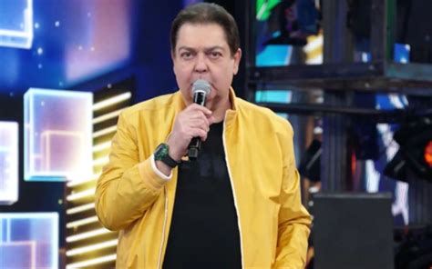 Jornalista, radiolista, apresentador do domingão do faustão. O que é edema linfático? Entenda como a doença fez Faustão ...