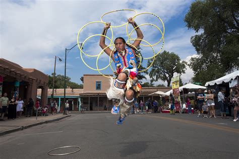 Tony Duncan Hoop Dancer Hipico Santa Fe