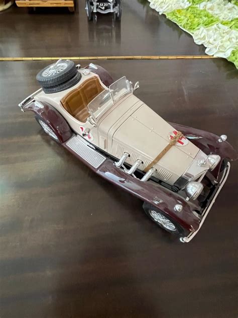 Franklin Mint model car | EstateSales.org