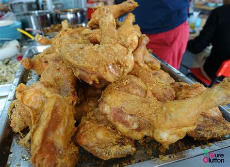 The best places to eat in petaling jaya are the perfect venues for seeing how young, urbane locals live. LIM FRIED CHICKEN @ Hicom Glenmarie, Shah Alam - PureGlutton