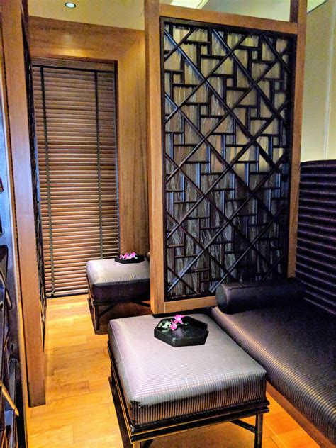 Massage At The Mandarin Oriental Hong Kong Unwind And Let Go Relaxation Room Mandarin
