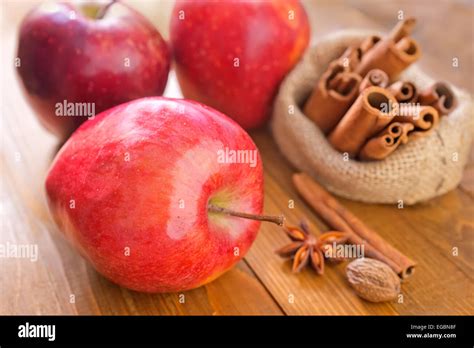 Apfel - Zimt Stockfoto Bild 78934143