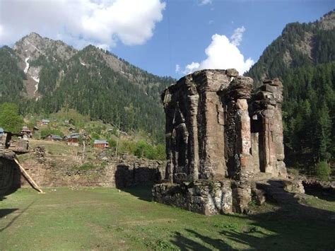 The Sharda Temple Of Pak Occupied Kashmir Places To Go Murree Temple