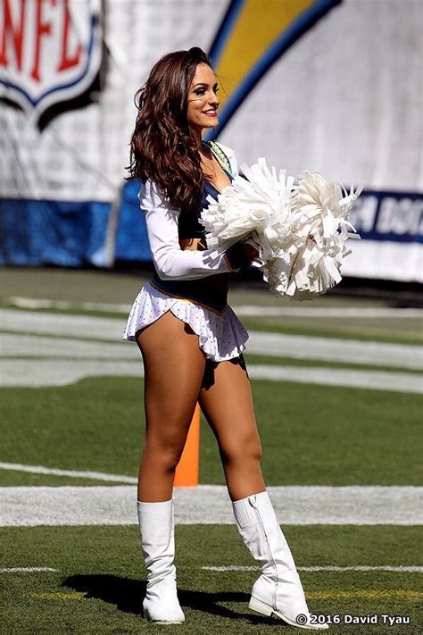 Los Angeles Chargers Cheerleaders Famous Cheerleaders Hottest Nfl Cheerleaders Cheerleader