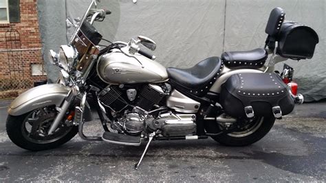 It comes in two versions, the xvs1100 custom and the xvs1100a classic, the former a more modern style, and the latter a more classic style. Yamaha V Star 1100 motorcycles for sale