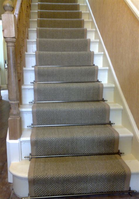 Stairs Carpet Runner Ideas Livingroom