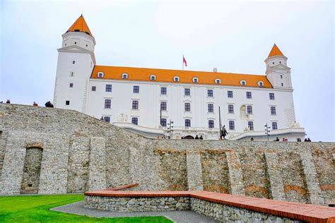 Castles In Eastern Europe Ruins Museums And Hotels
