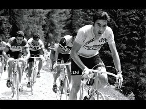 Douard louis joseph baron merckx mrks born 17 june 1945 better known as eddy merckx is a belgian former professional road and track bicycle racer. Eddy Merckx vandaag 75 - Truineer