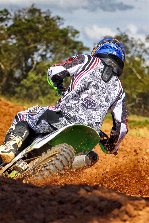 If you do not follow the tips and the rules it may cause a serious accident. Dirt Bike Riding Tips For Beginners - 3 Basic Tips in 2020 ...
