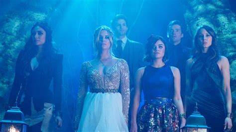 Pretty Little Liars Season 6 Summer Finale Recap Glamour