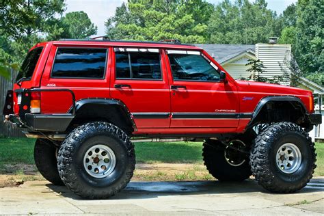 Big Red Lifted Jeep Cherokee Trucks Pinterest Jeeps And Cherokee