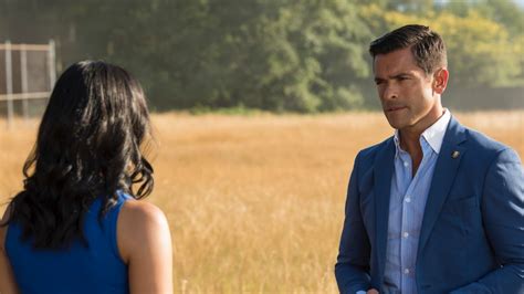 Is Hiram Lodge The Gargoyle King On ‘riverdale Veronicas Dad Is