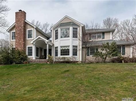 March 24, 2021no board of zoning appeals meeting. 9 Merrymeeting Ln, Huntington, NY 11743 | Zillow
