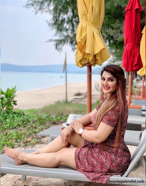 South indian actress legs in saree pictures in naked nanga