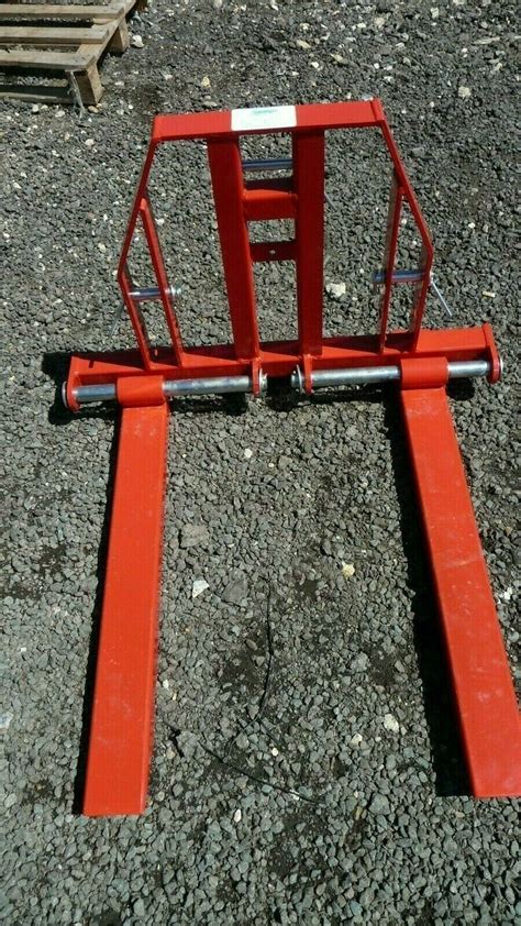 Tractor Pallet Forks 3 Point Linkage Heavy Duty · 34500 Tractor