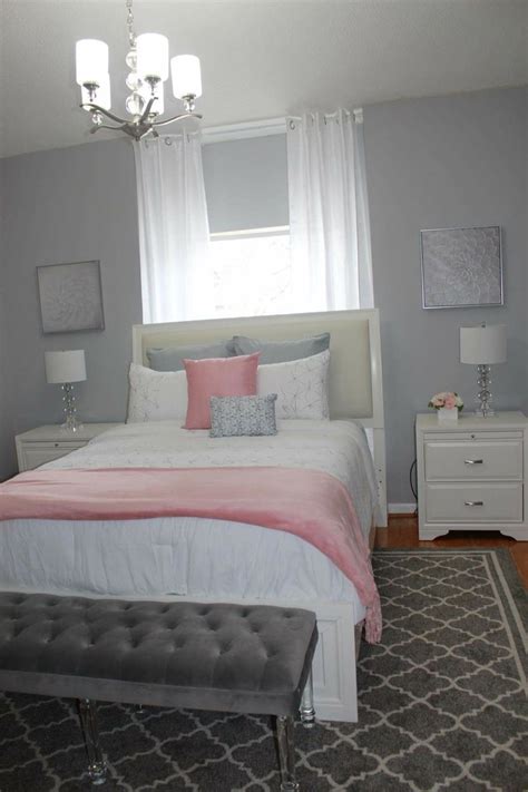 With a saturation of darker tint such as grey or black, teal is pretty receptive with a wide range of. Best 25+ Gray pink bedrooms ideas on Pinterest | Pink grey ...
