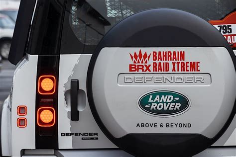 Tim coronel dakar rally 🚗💥. 2021 Land Rover Defender to Be Part of Dakar Rally, Not to ...