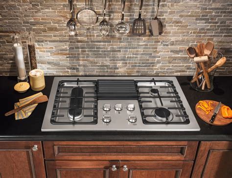 A 36 inch gas cooktop, on the other hand, makes a better choice due to the many advantages a gas cooking equipment can offer. Frigidaire RC36DG60PS 36 Inch Gas Cooktop with 4 Sealed ...