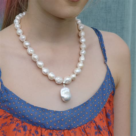 Majestic Baroque Pearl Elegance Necklace Nepogodova New Zealand