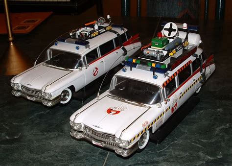 Comes in a blister pack. Ecto 1A Diecast Model - Ghostbusters Fans