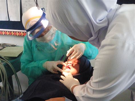 Maybe you would like to learn more about one of these? TERLALU ISTIMEWA: CABUT GIGI @ TAMPAL GIGI? ALAMAK