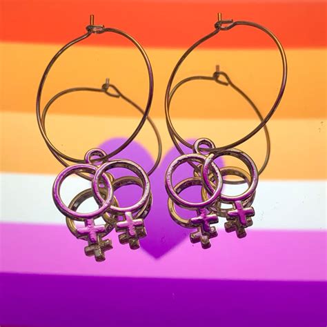 wlw lesbian pride earrings earringsbyamy