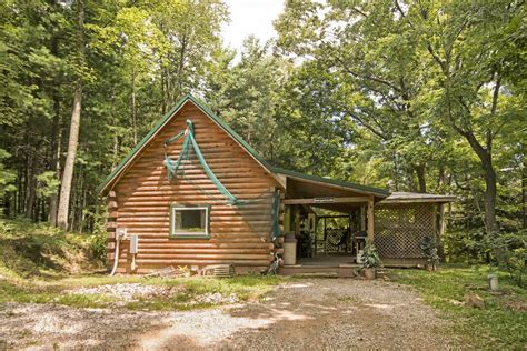 Pet Friendly Cabins At Hocking Hills In Ohio