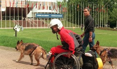 Alain cocq, 57, started to refuse food, drink and medicine on saturday. Alain Cocq, soldat de la fin de vie digne en France, livre ...