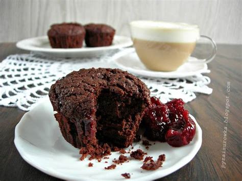 Przepis Na Muffinki Bardzo Czekoladowe Pyza I Sur Wka Katalogsmak W Pl