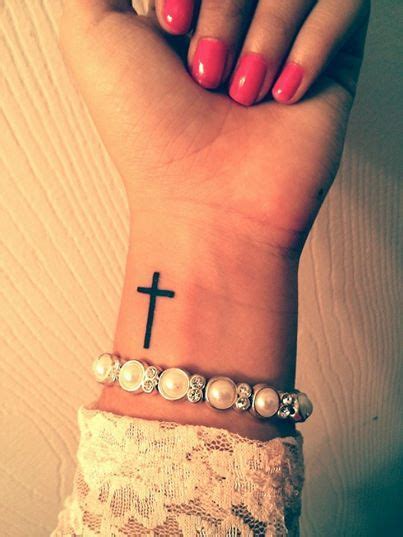 Cross Tattoo Images And Designs