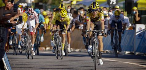 Van aert leads van der poel through the slurry of loenhout. Wout van Aert na derde plek: "Plan was om ...