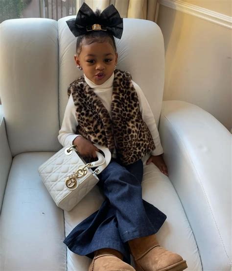 If not, you should pay your taxes and file the return. Cardi B mostra filha de 2 anos com bolsa de R$ 32 mil e ...