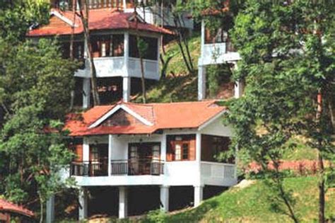A hairdryer, a rainfall shower and toiletries are offered in each. Penang Island Hotels: Jerejak Resort and Spa