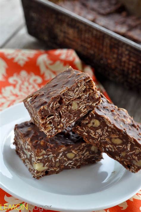 Keep that oven off and whip up a healthy snack bar for you family with this recipe of chocolate chip no bake oatmeal date nut bars. Healthy(er) Chocolate Oatmeal No-Bake Bars - Lemon Sugar