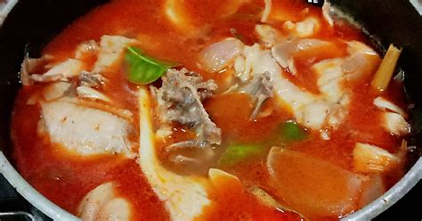 6 ulas bwg putih 2. Tomyam tumis ayam dan cendawan