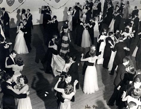 40 vintage photos show what prom styles looked like in the 1940s old us page usold cafex 69