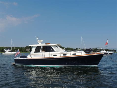 2006 Grand Banks Eastbay Express Cruiser For Sale Yachtworld