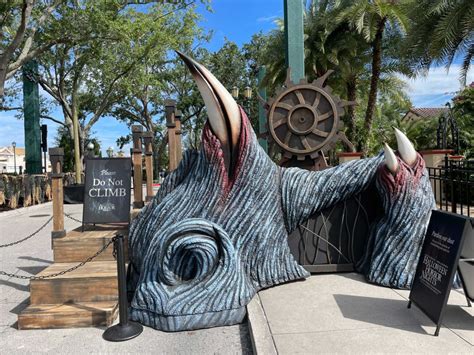 Photos More Halloween Horror Nights Scare Zone Elements Constructed At