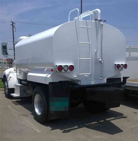 International 4400 Water Tank Truck 4000gal New Tank 260hp Auto 52