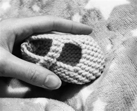 Knitting Pattern For Mary Jane Baby Shoes 3 6 Months Pdf Pattern