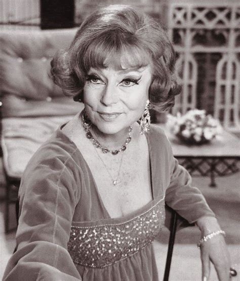 Agnes Moorehead Endora Bewitched Bewitched Tv Show Hollywood