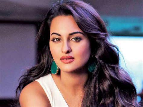 Sonakshi Sinha Sonakshi Sinha To Play A Grey Character In The Ittefaq Remake
