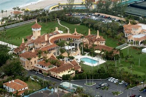 Take A Look Inside Donald Trumps 5 Most Luxurious Homes