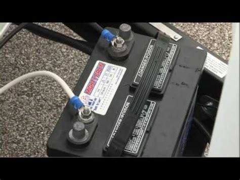 The controller to the battery b) 12 awg blue wire from the controller to the connector. Understanding Keystone RV Electrical Systems - YouTube
